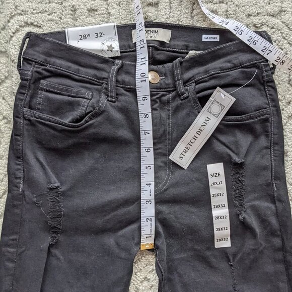 Nwt DENIM GOLD black high rise distressed jeans size 28x32 - Picture 11 of 13